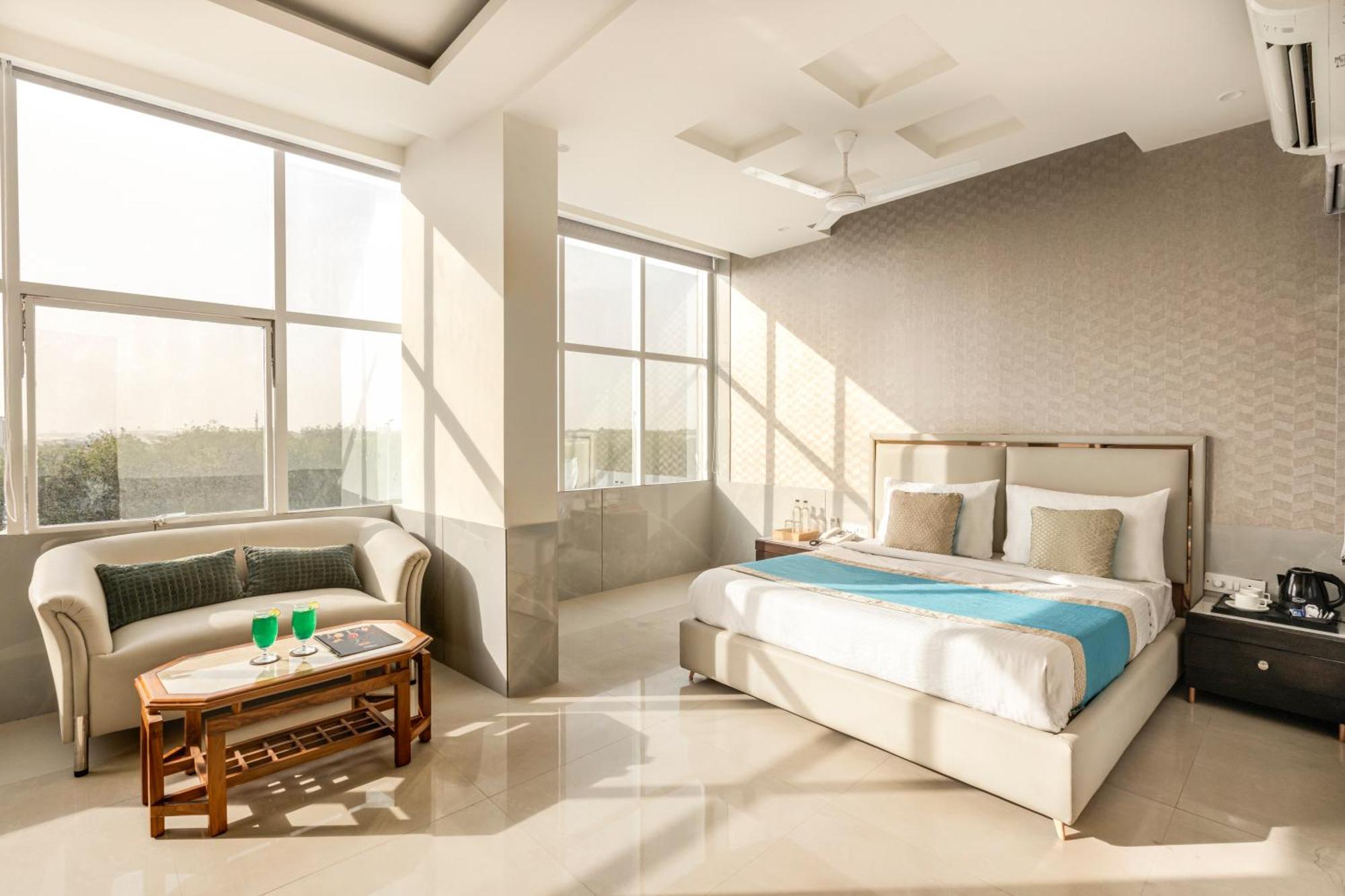 Hotel Aero Star Near Delhi Airport ニューデリー エクステリア 写真