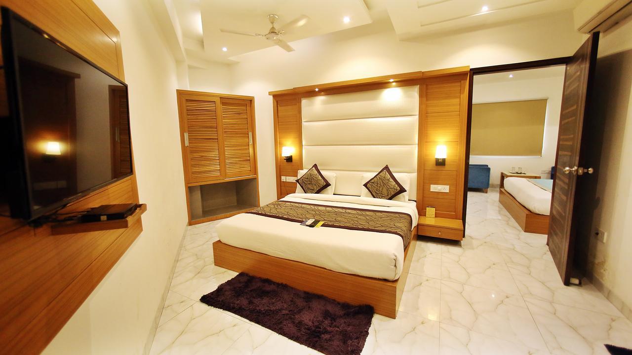 Hotel Aero Star Near Delhi Airport ニューデリー エクステリア 写真