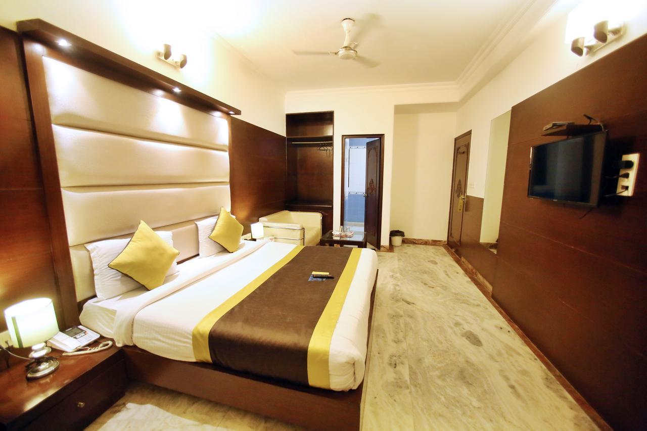 Hotel Aero Star Near Delhi Airport ニューデリー エクステリア 写真