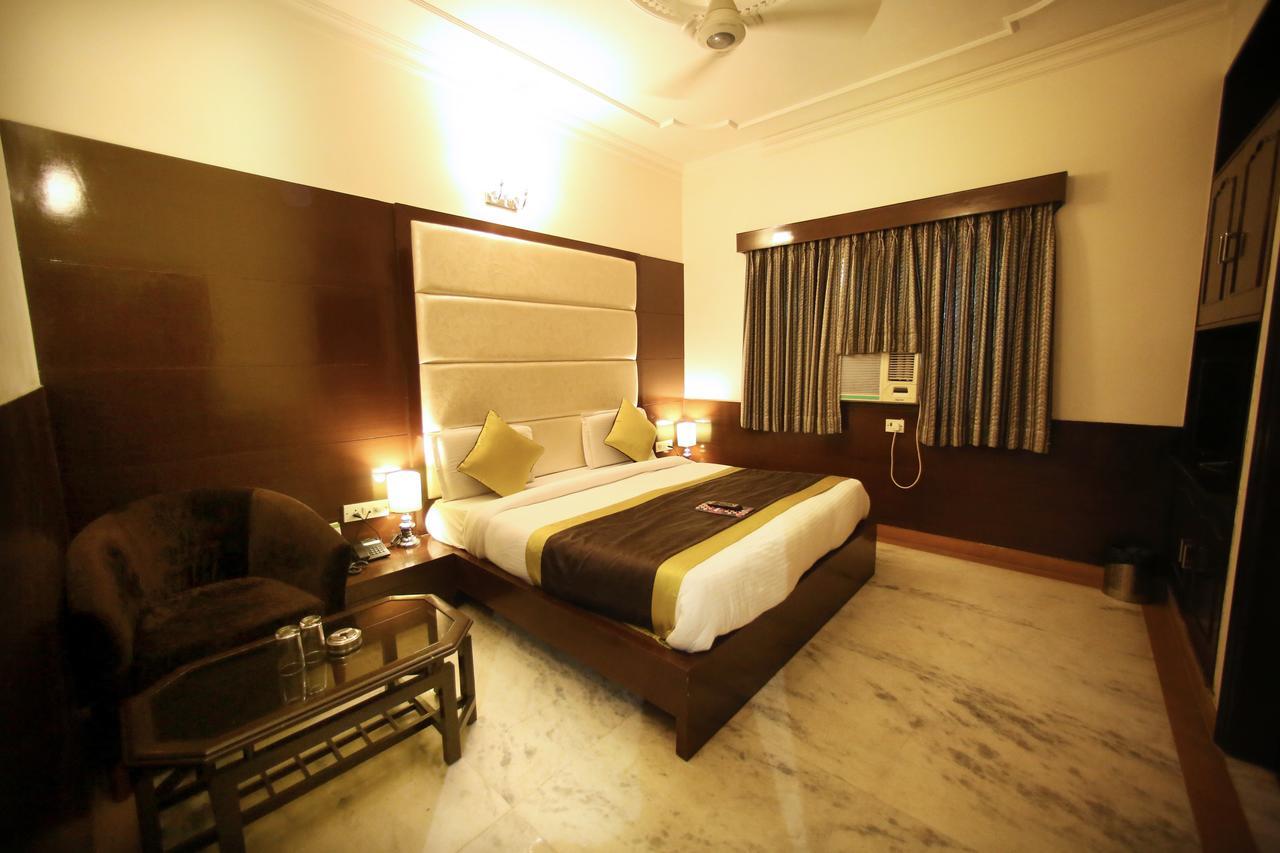 Hotel Aero Star Near Delhi Airport ニューデリー エクステリア 写真