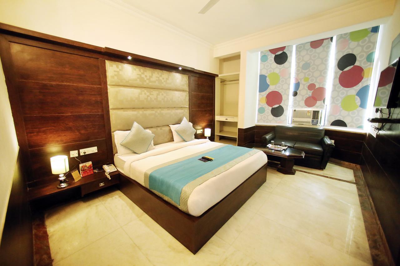 Hotel Aero Star Near Delhi Airport ニューデリー エクステリア 写真