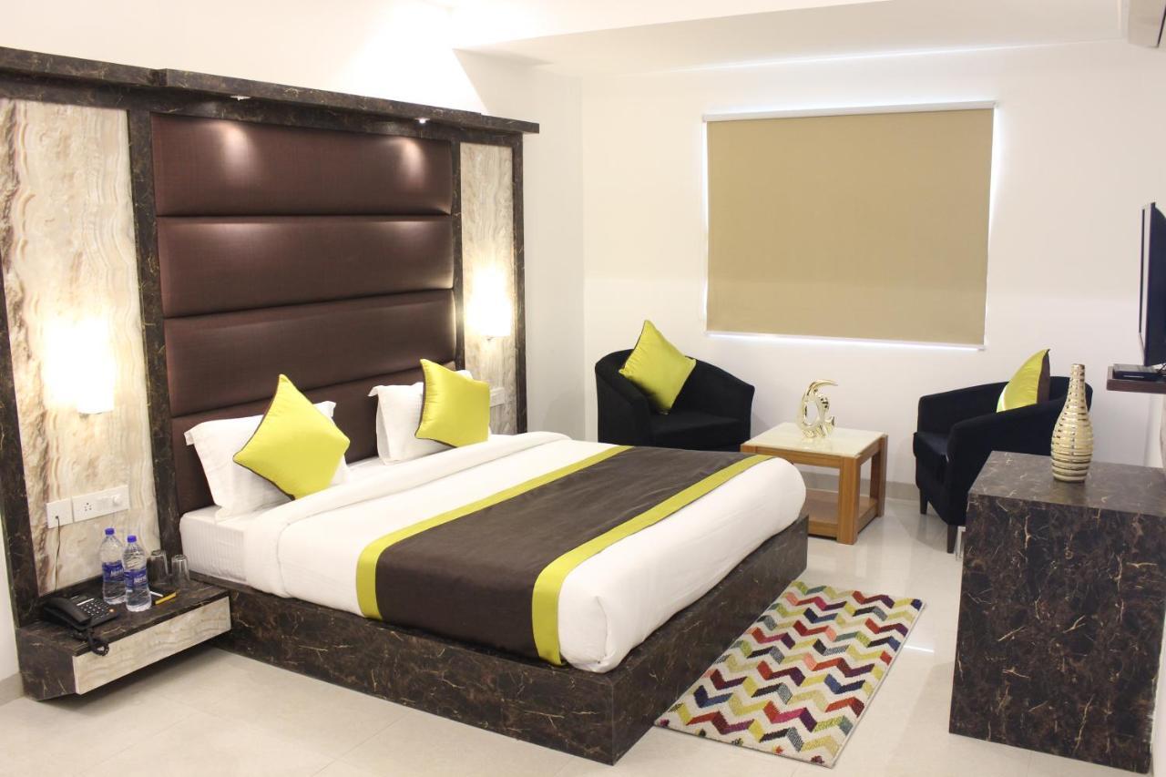 Hotel Aero Star Near Delhi Airport ニューデリー エクステリア 写真