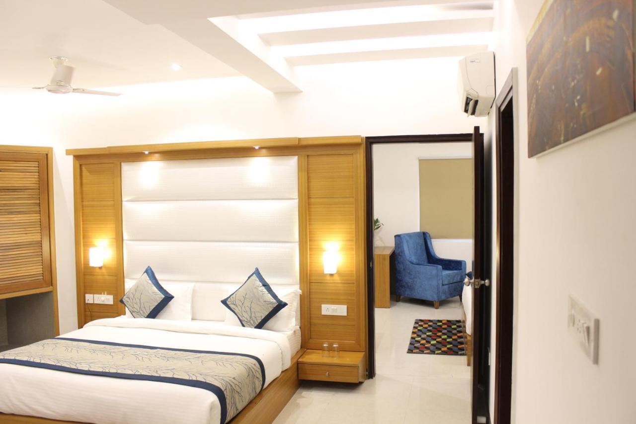 Hotel Aero Star Near Delhi Airport ニューデリー エクステリア 写真