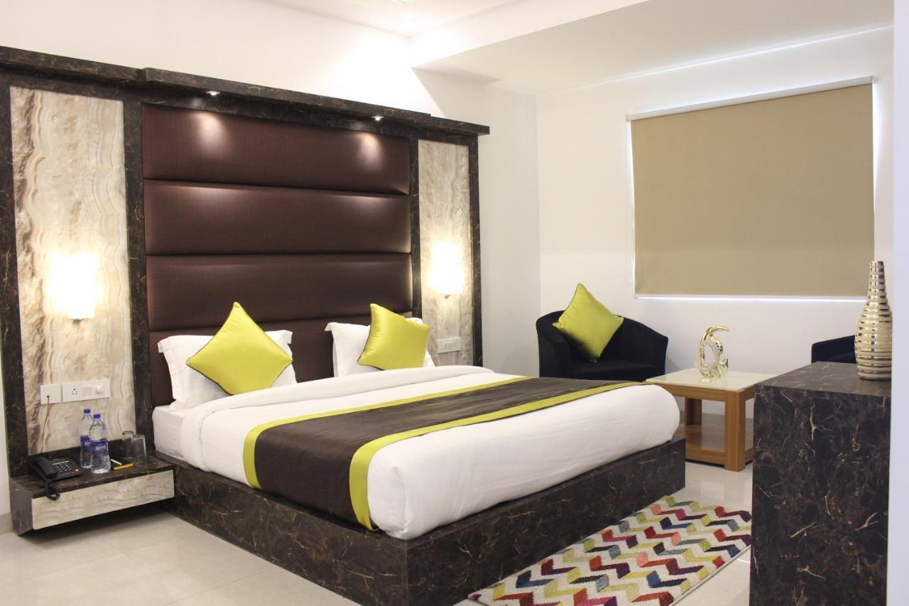 Hotel Aero Star Near Delhi Airport ニューデリー エクステリア 写真
