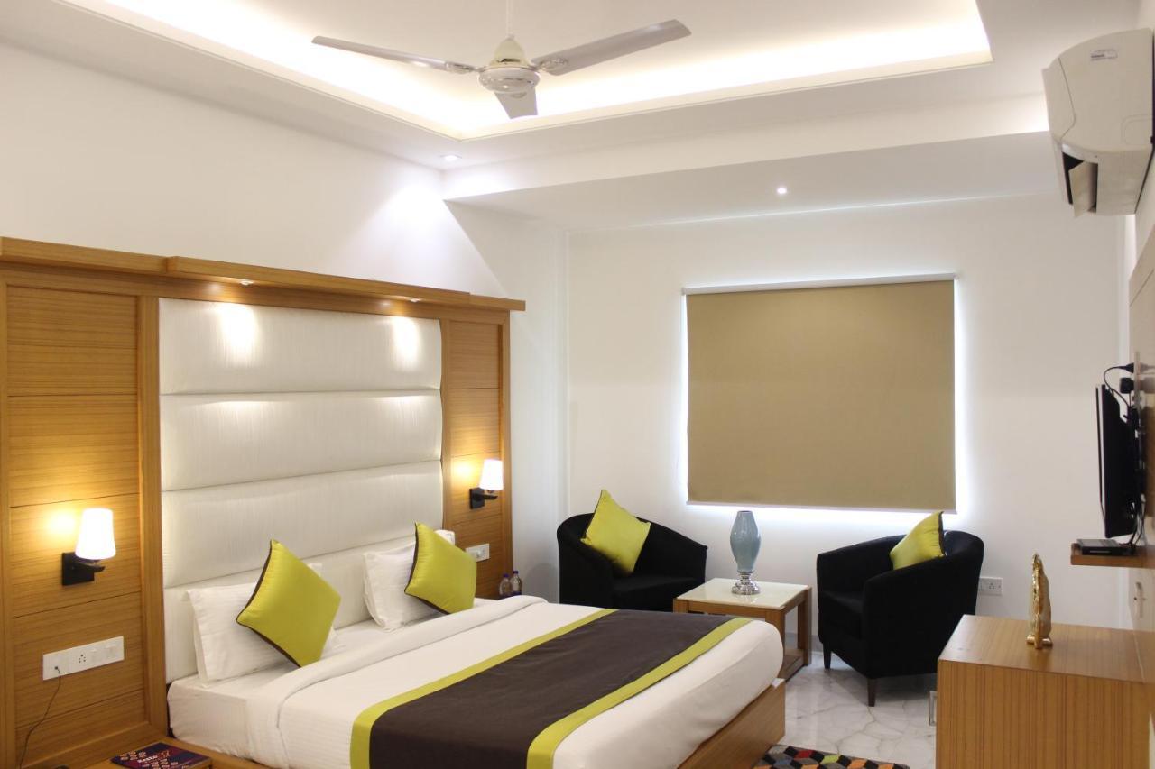 Hotel Aero Star Near Delhi Airport ニューデリー エクステリア 写真