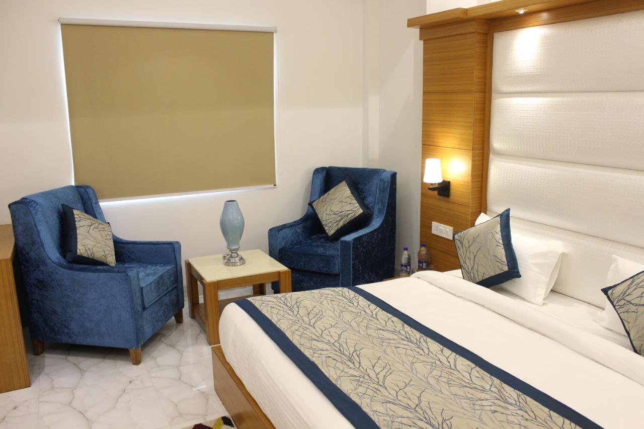 Hotel Aero Star Near Delhi Airport ニューデリー エクステリア 写真