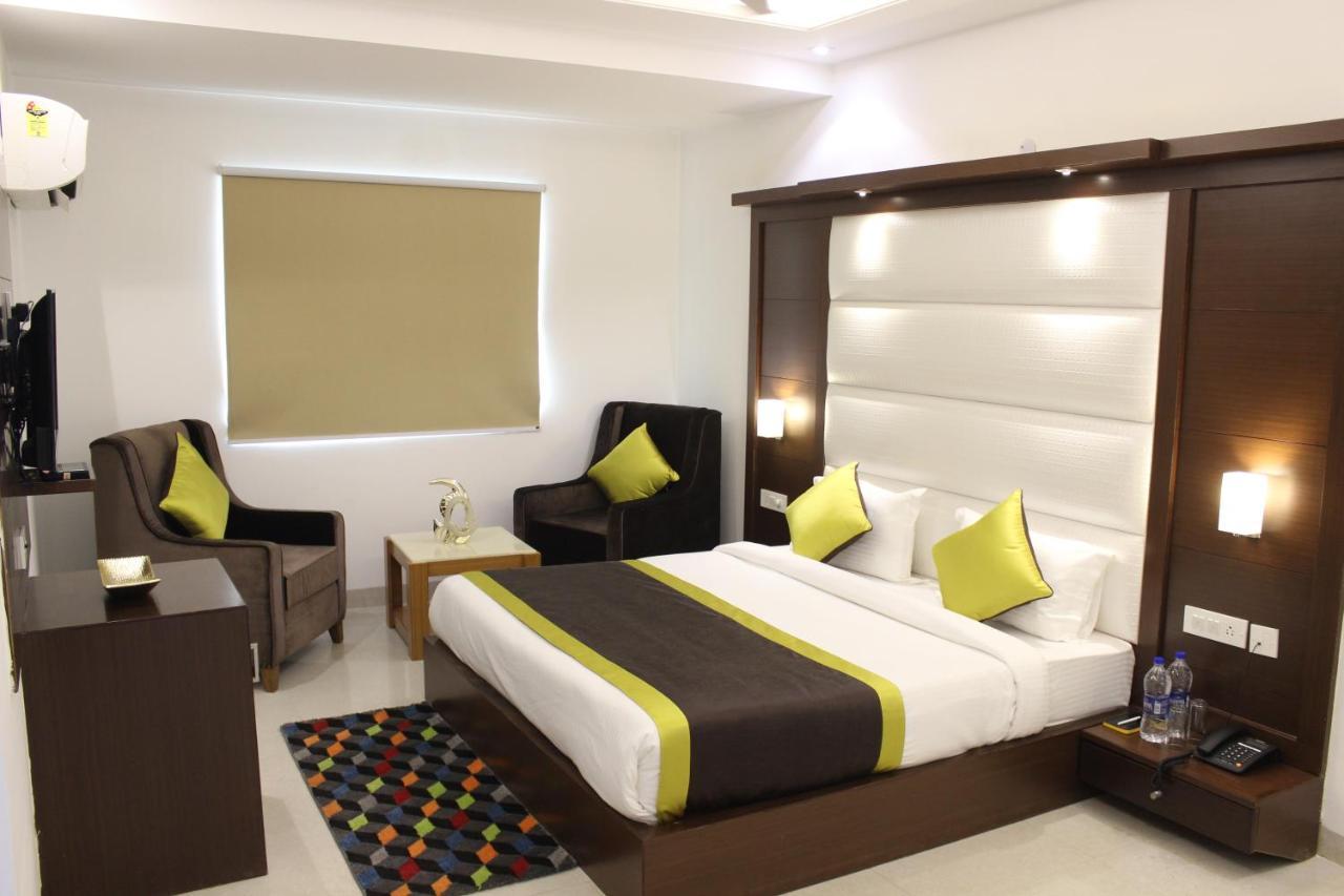 Hotel Aero Star Near Delhi Airport ニューデリー エクステリア 写真