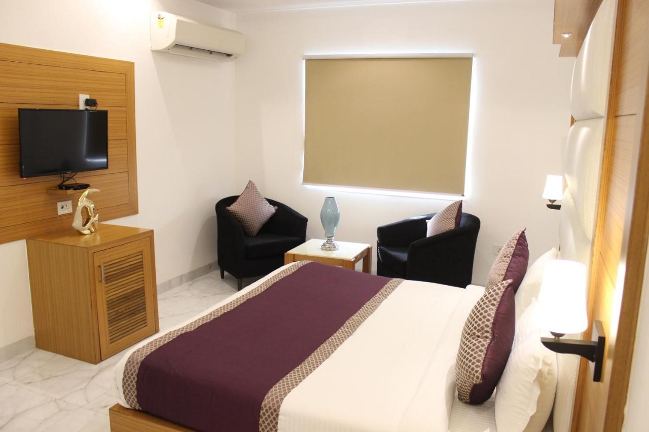 Hotel Aero Star Near Delhi Airport ニューデリー エクステリア 写真