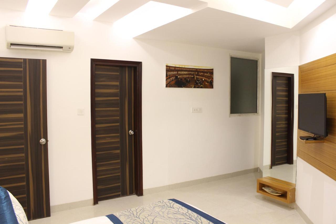 Hotel Aero Star Near Delhi Airport ニューデリー エクステリア 写真