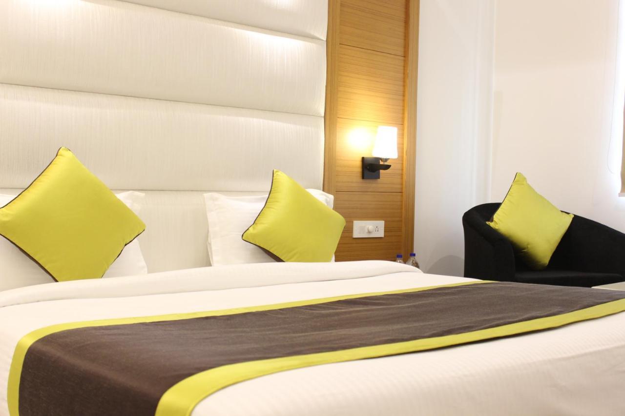 Hotel Aero Star Near Delhi Airport ニューデリー エクステリア 写真